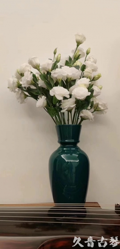 吉林市早安  人生如花，我们都是自己航船的船长。